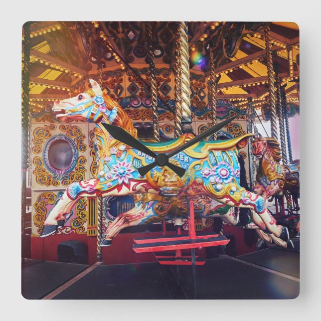 Carousel Horse Fyrkantig Klocka (Framsida)