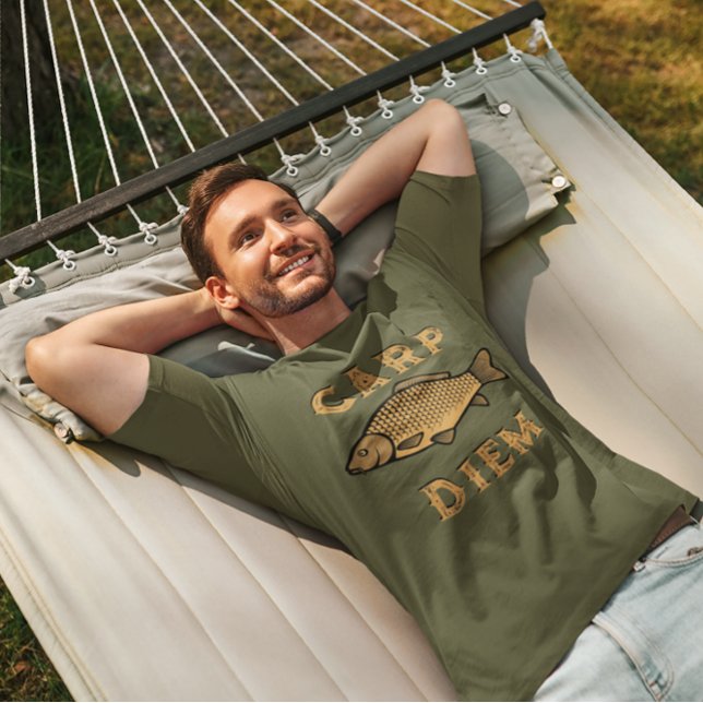 Carp Diem Funny Novelty T Shirt (Skapare uppladdad)
