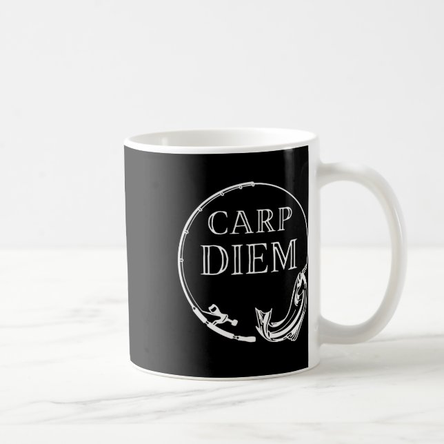 Carp Diem seize the carp Funny Fishing Carpe Diem Kaffemugg (Höger)