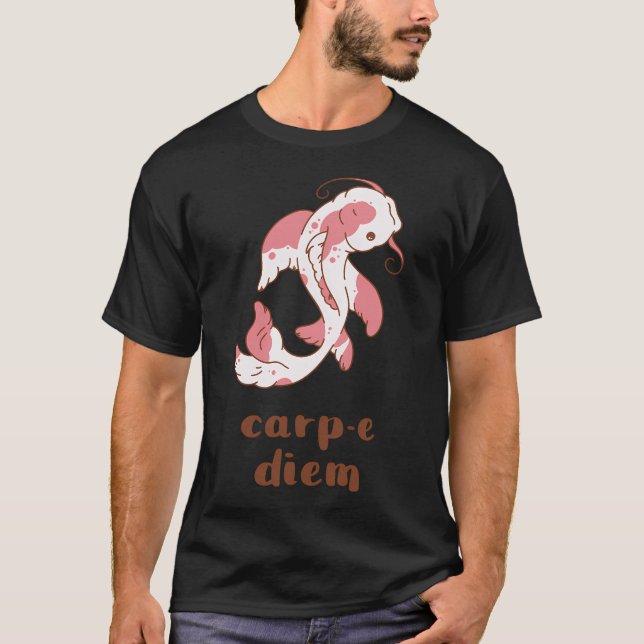 carp-e diem fisk puns t shirt (Framsida)