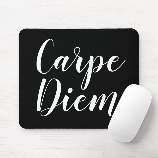 Carpe Diem black and white script typography Musmatta (Med mus)