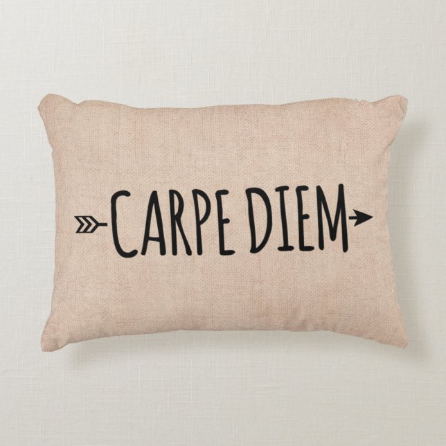 Carpe Diem Boho Arrow på Beige Prydnadskudde (Framsidan)