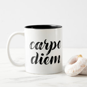 Carpe Diem borstar slår Två-Tonad Mugg