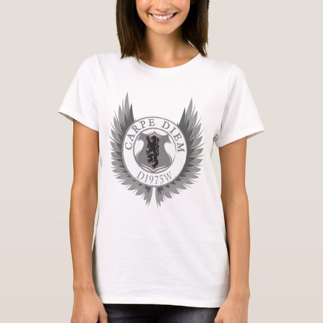 Carpe Diem med Vapensköld, Vingar och Lyon T-shirt (Framsida)