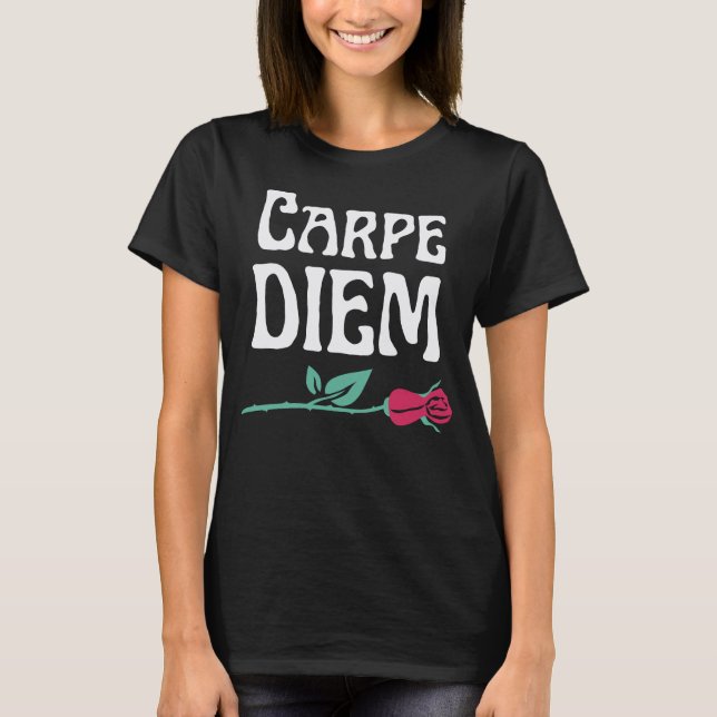 Carpe Diem Motivational Wisdom Mörk Academia T Shirt (Framsida)