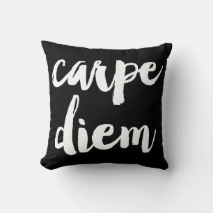 Carpe Diem Push Typography Påstående Pillow Kudde