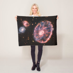 Carthjulet Galaxy och dess assistent Galaxies. Fleecefilt