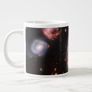 Carthjulet Galaxy och dess assistent Galaxies. Jumbo Mugg
