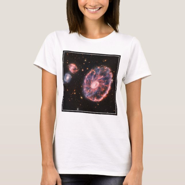 Carthjulet Galaxy och dess assistent Galaxies. T Shirt (Framsida)