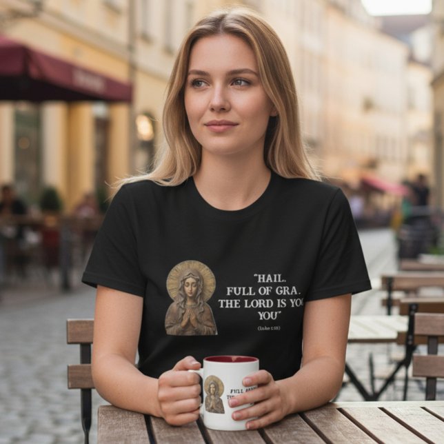 Carved Devotion  Wooden Mary Två-Tonad Mugg (Skapare uppladdad)