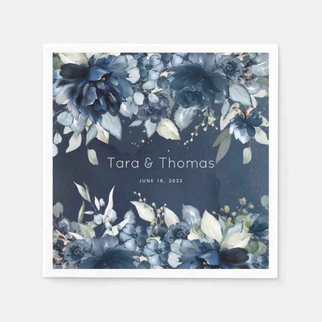 Cascading Peonies Bröllop Navy Cocktail Napkins Pappersservett (Framsidan)