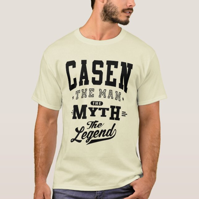 Casen Personlig Namn Birthday Gift T Shirt (Framsida)