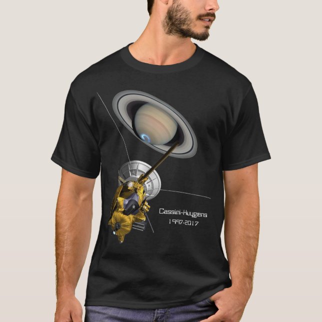 Cassini Huygens Uppdrag till Planet Saturn Tee (Framsida)