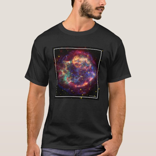 Cassiopeia A i många färgar T Shirt (Framsida)