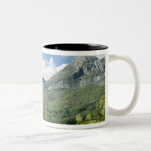 Castelnuovo di Garfagnana, Toscana, Italien - 2 Två-Tonad Mugg