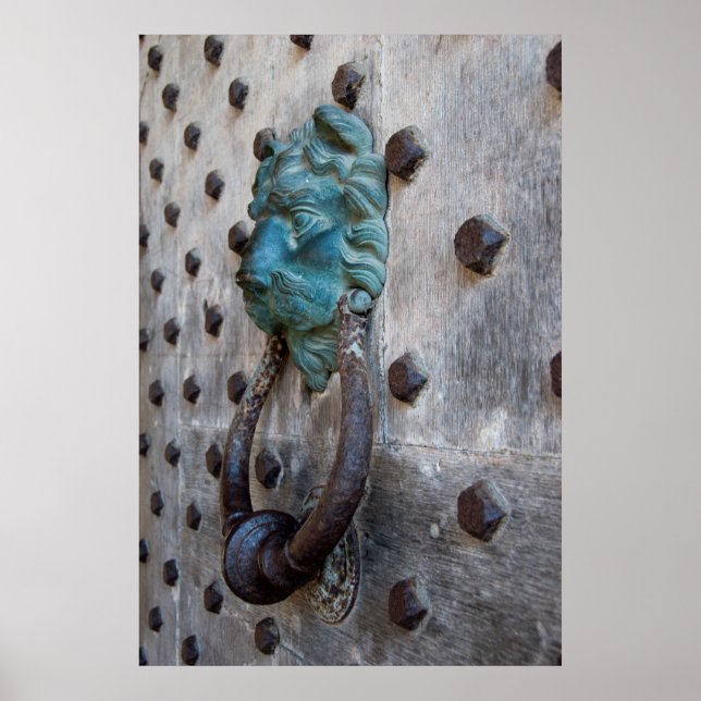 Castle Door Knocker Poster (Framsidan)