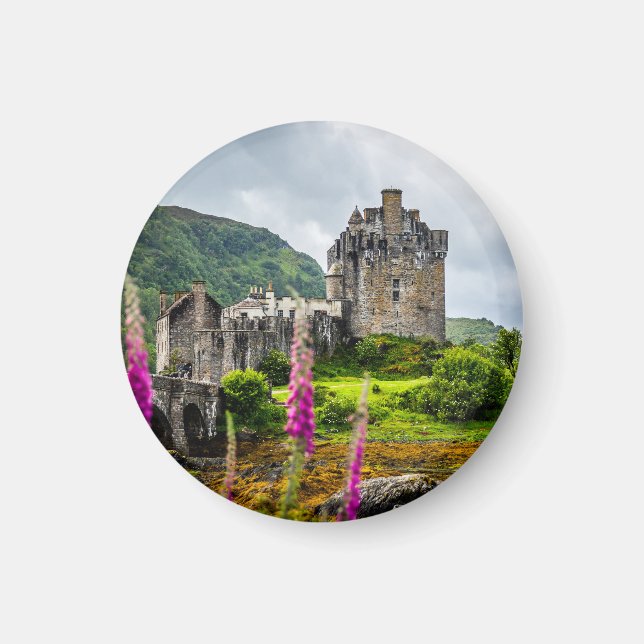 Castle magnet. magnet (Framsidan)