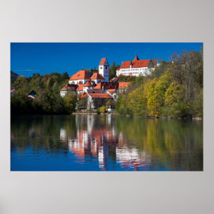 Castle och Abby vid floden Poster