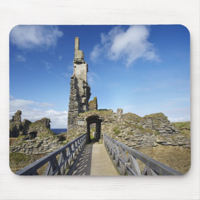 Castle Sinclair Girnigoe, Wick, Caithness, 2 Musmatta (Framsidan)
