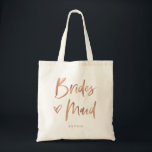 Casual Script | Chic Ro Guld Bridesmaid Gift Tygkasse<br><div class="desc">Den här snyggten och chicen brudens sida-presentsäcken har en modern,  avslappnad faux faux guld-manustypografi som säger "Bridesmaid" och ett trendig högljutt hjärta,  med hennes namn i enkel fetstil. Perfekt elegant bröllop-gåvan till hela bröllopsfesten.</div>