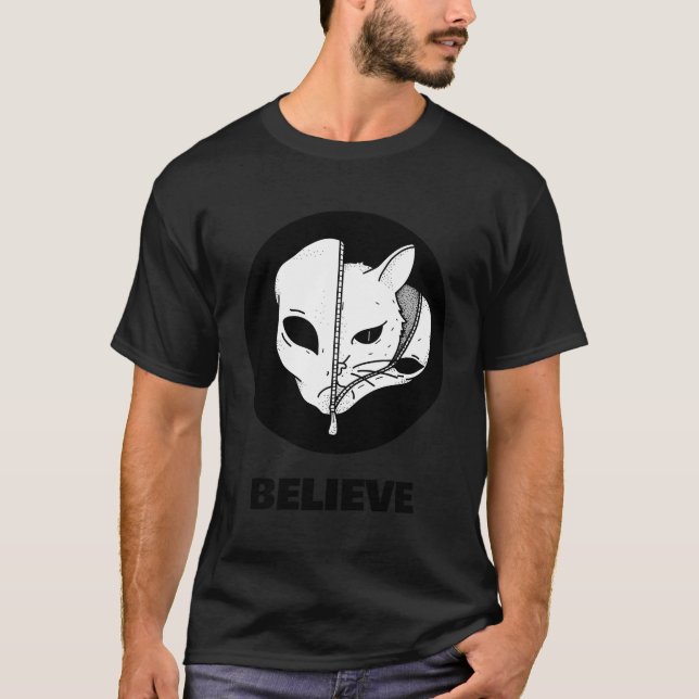 Cat Alien Ufo Martian Ufologist Space tror T Shirt (Framsida)