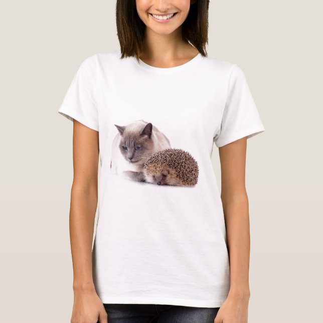 cat and hedgehog t-shirt (Framsida)