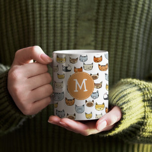 Cat Ansikte Doodle Mönster med Monogram Kaffemugg