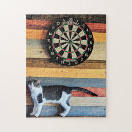 Cat at a Dart Board Jigsaw Puzzle Pussel
