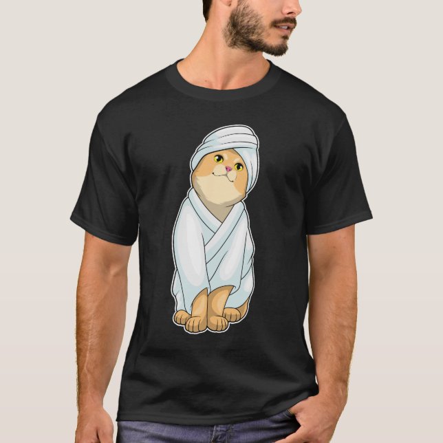 Cat Bathe Bathrobe T Shirt (Framsida)