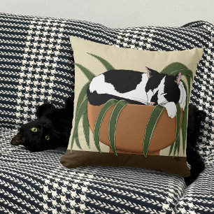 Cat Black White Plant Funny Kudde