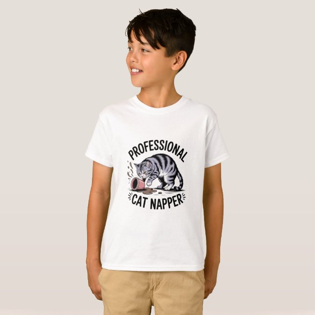 Cat Chaos Humor Kids T-Shirt (Hel framsida)