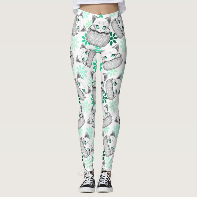 Cat Cute och Playful peading från en Pocket Leggings (Framsida)