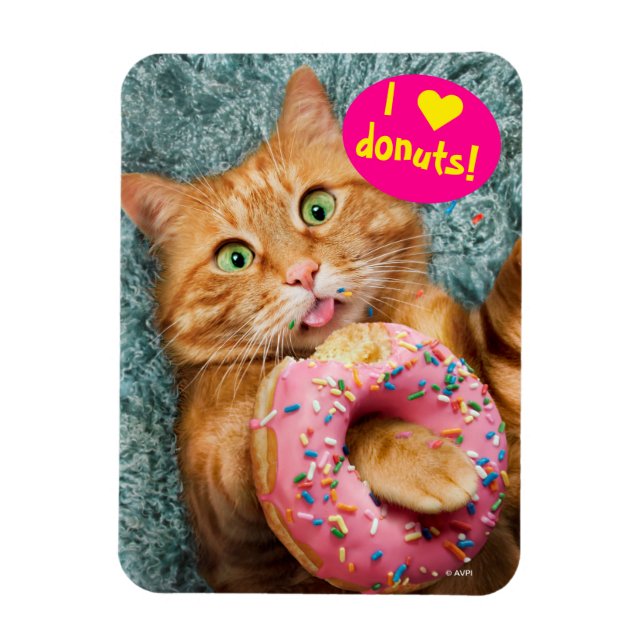 Cat Eating Donut Magnet (Vertikal)