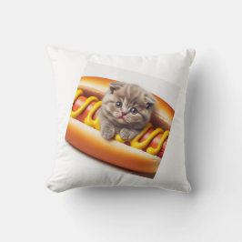 cat in hot dog and mustard  kudde