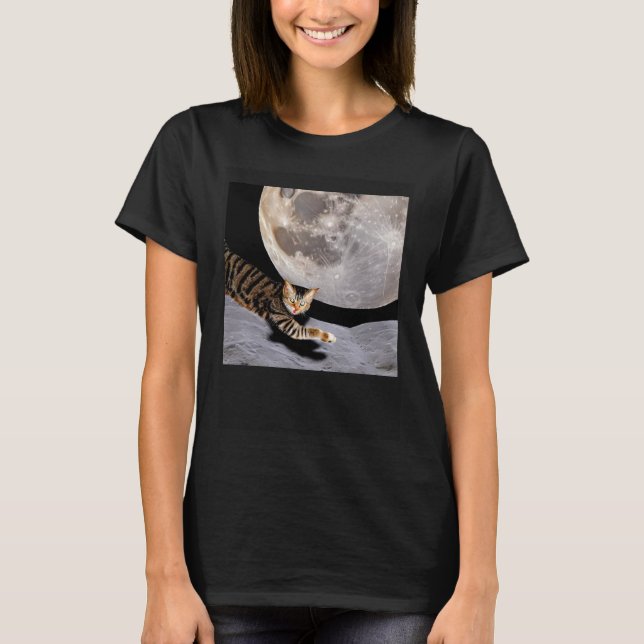 Cat In Outer Space  Cute Kitten Kitty Strange T Shirt (Framsida)