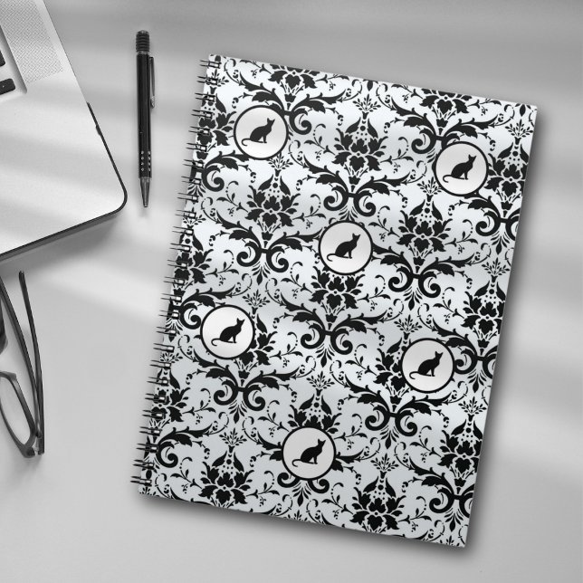 Cat Inspired Damask Elegance Light blue Anteckningsbok (Skapare uppladdad)