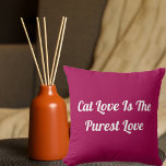 Cat Kärlek Purest Personalize Cute Funny Quote Ros Kudde<br><div class="desc">Öka din décor med "Cat Kärlek Purest Personlig Cute Funny Quote Rosa Dekorativ kudde". Perfekt för kattälskare, den här charmerande kudden ger humor och värme till alla utrymmen. Mysigt och snyggt, det är ett måste-ha för varje kattdjur fläkt. Köp nu! Använda designen verktyg för att anpassa stil med precision. Kontakta...</div>