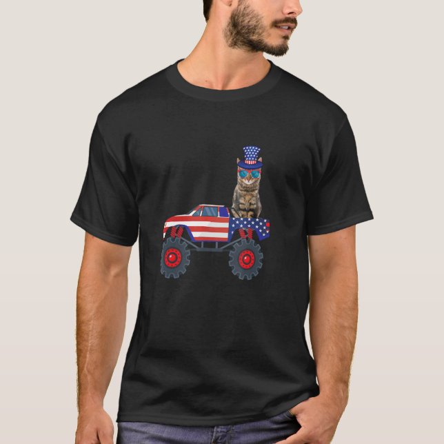 Cat Lastbil 4:e juli Matching Family USA Patriot T Shirt (Framsida)