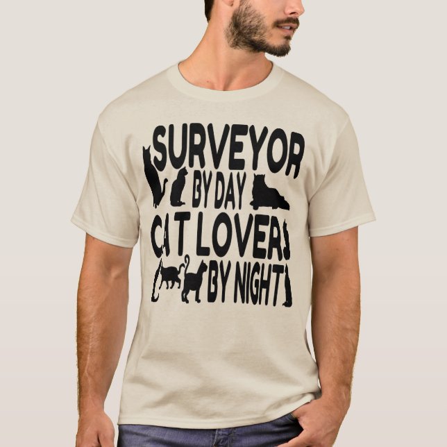 Cat Lover Surveyor Tee Shirt (Framsida)