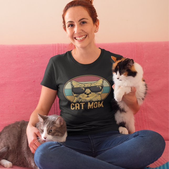Cat Mom Funny Cat Lovers T Shirt (Skapare uppladdad)
