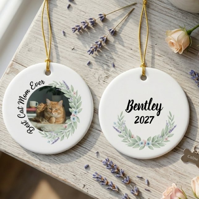 Cat Mom Gift – Floral Lavender Pet Lover Keepsake Julgransprydnad Keramik (Best cat mom ever floral pet photo ornament)