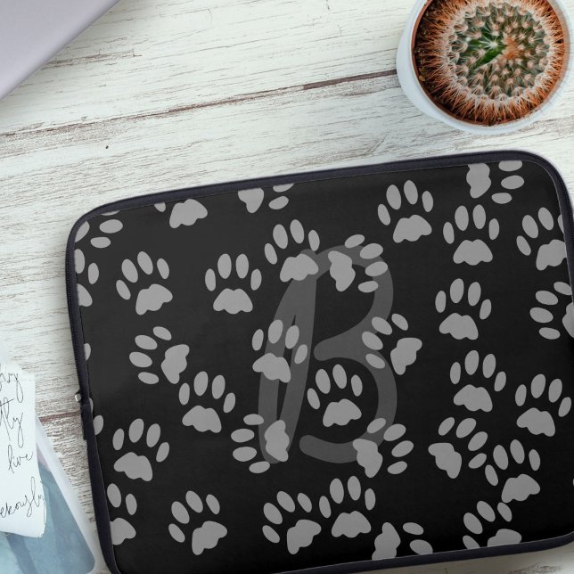 Cat Paw Skriv ut Mönster Monogrammed svart och Grå Laptop Sleeve (Cat Paw Print Pattern Monogrammed Black and Gray Laptop Sleeve just for you)