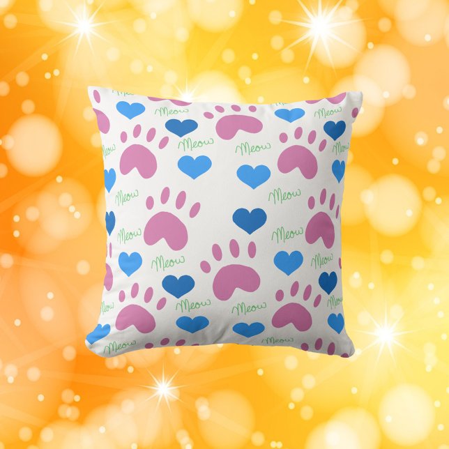 Cat Paws Hearts Meow Hand Drawn Pattern Pink Blue Kudde (A pillow with a pattern of cat paws, hearts and meow in pink, blue and green.)