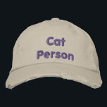 Cat Person - Funny Baseball Hat Broderad Keps<br><div class="desc">Hund är världens mest förlåtande djur. Be en katt om förlåtelse så får du kallets hårig skuldra! Roligt hatt för alla hund älskare!</div>