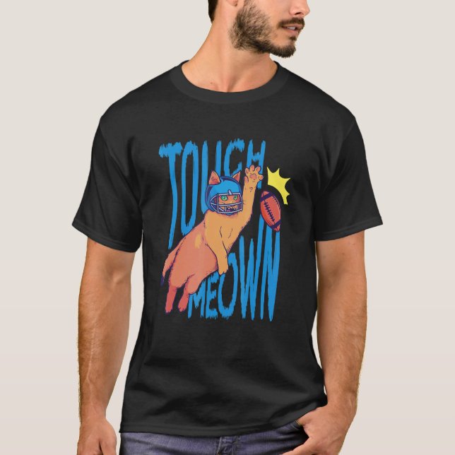 Cat Playing Football Touchdown Meown Graphic Crewn T Shirt (Framsida)