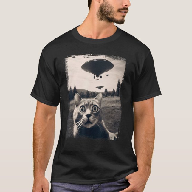 Cat Selfie Alien Invasion Meme Funny Kitten Cute C T Shirt (Framsida)
