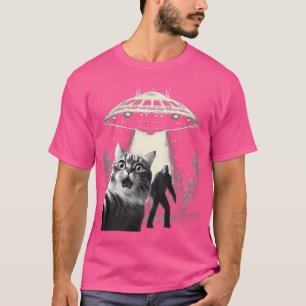 Cat Selfie med Alien Ufo Bigfoot Ape Funny Cat me T Shirt