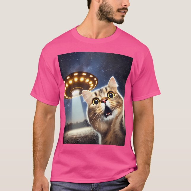Cat Selfie med Alien Ufo Funny Cat Gifts För manar T Shirt (Framsida)