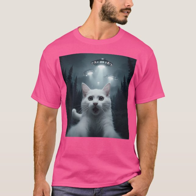 Cat Selfie med Ufo Funny T Shirt (Framsida)