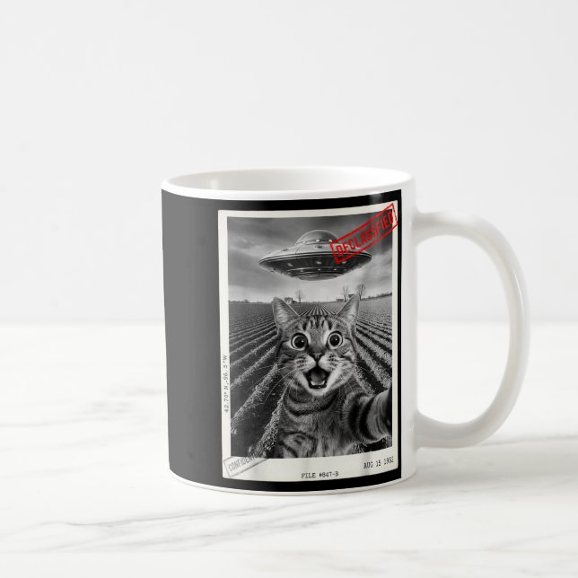 Cat Selfie Ufo Alien Funny Surprised Cat Meme Men  Kaffemugg (Höger)